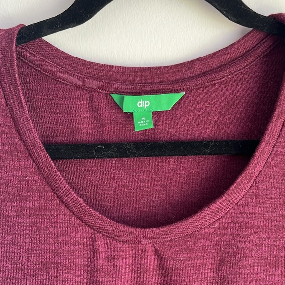 Maroon tshirt- size Medium - Picture 2 of 2